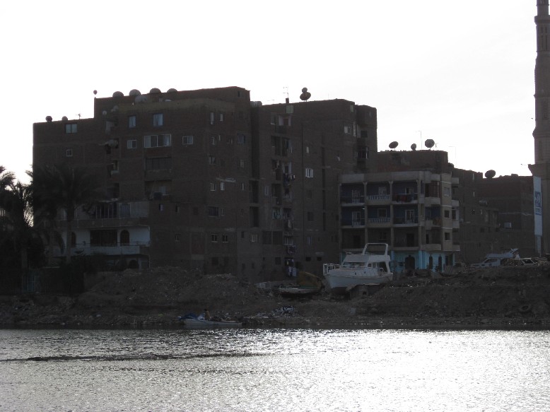 IMG_0966.JPG, 101300 bytes, 22/02/2008